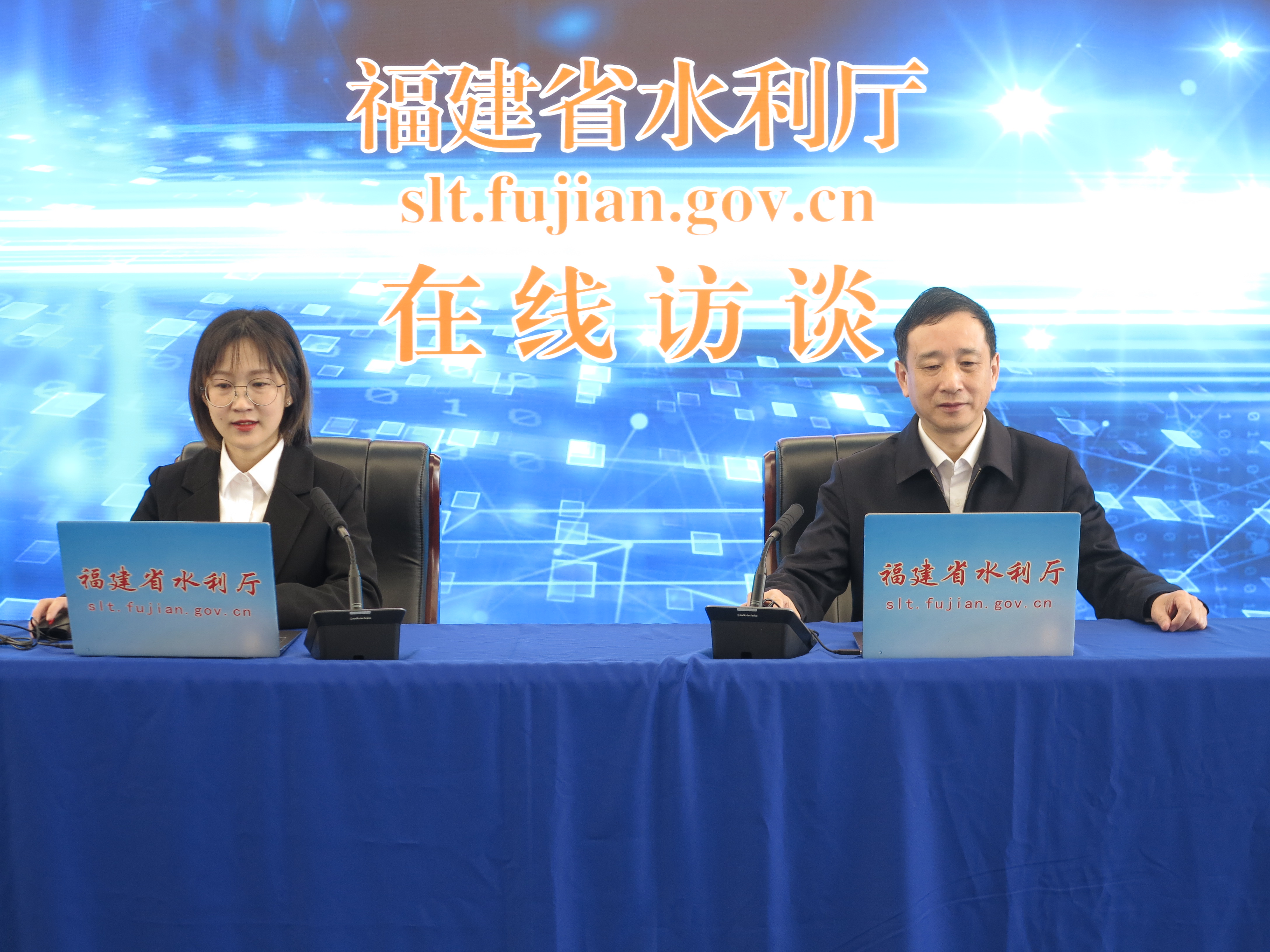 施志群2.JPG