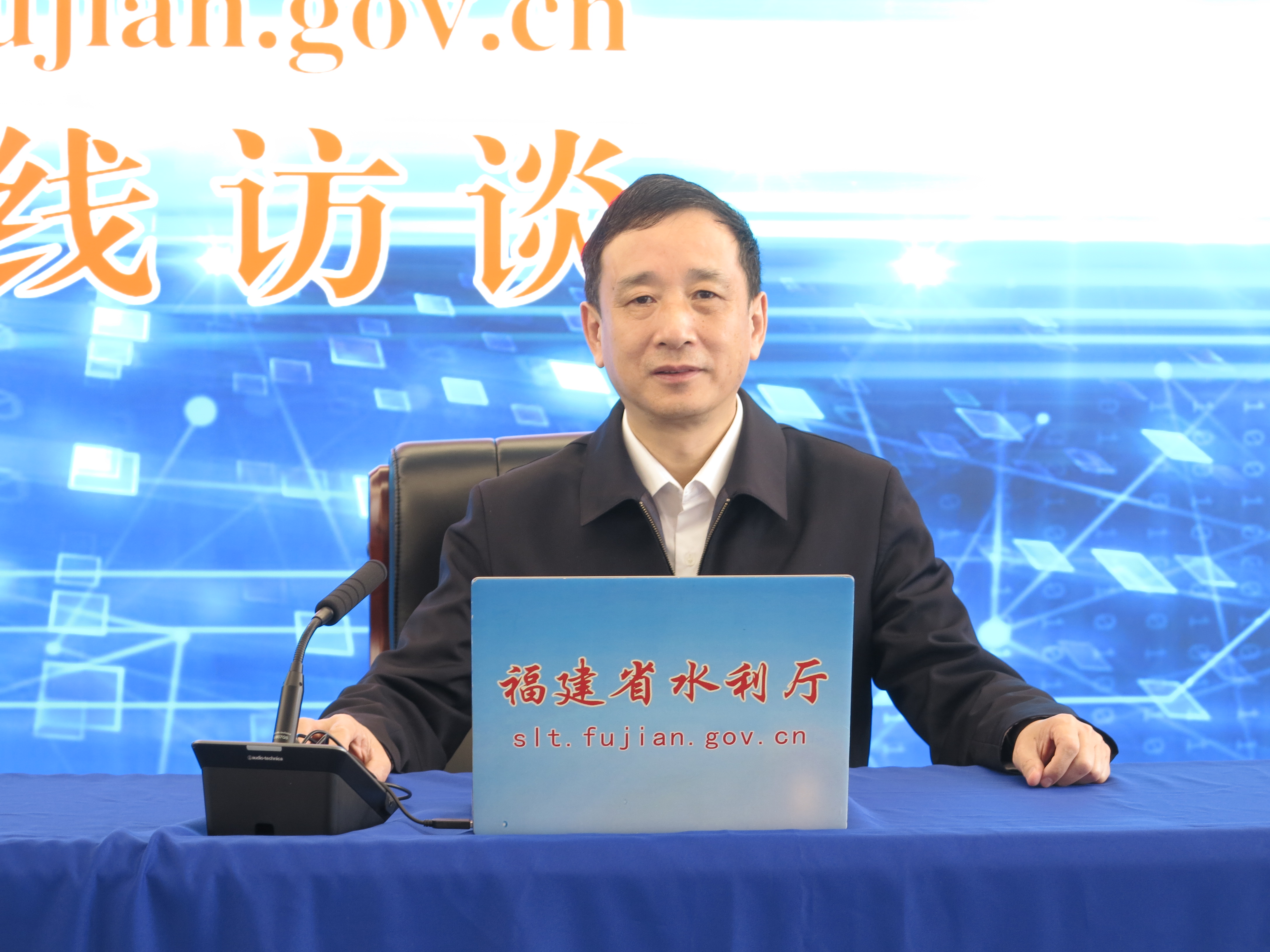 施志群4.JPG